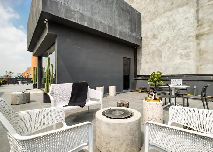 Uliv Antara Apartahotel 4*